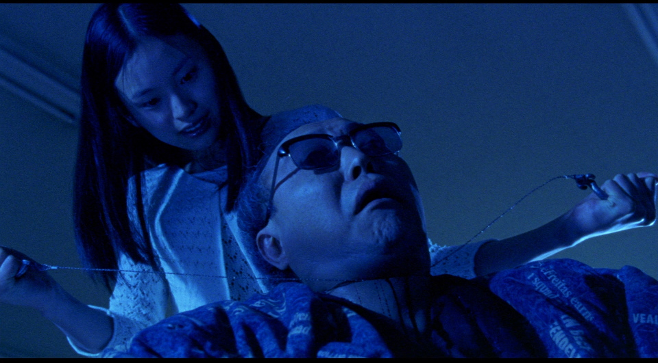 Кадр из фильма «Кинопроба» (реж. Такаси Миике, 1999)